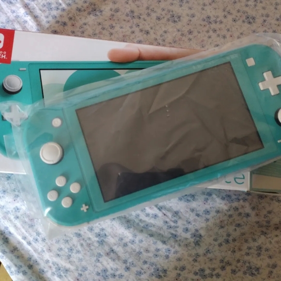 Nintendo Switch used like two or Three times almost new with protector